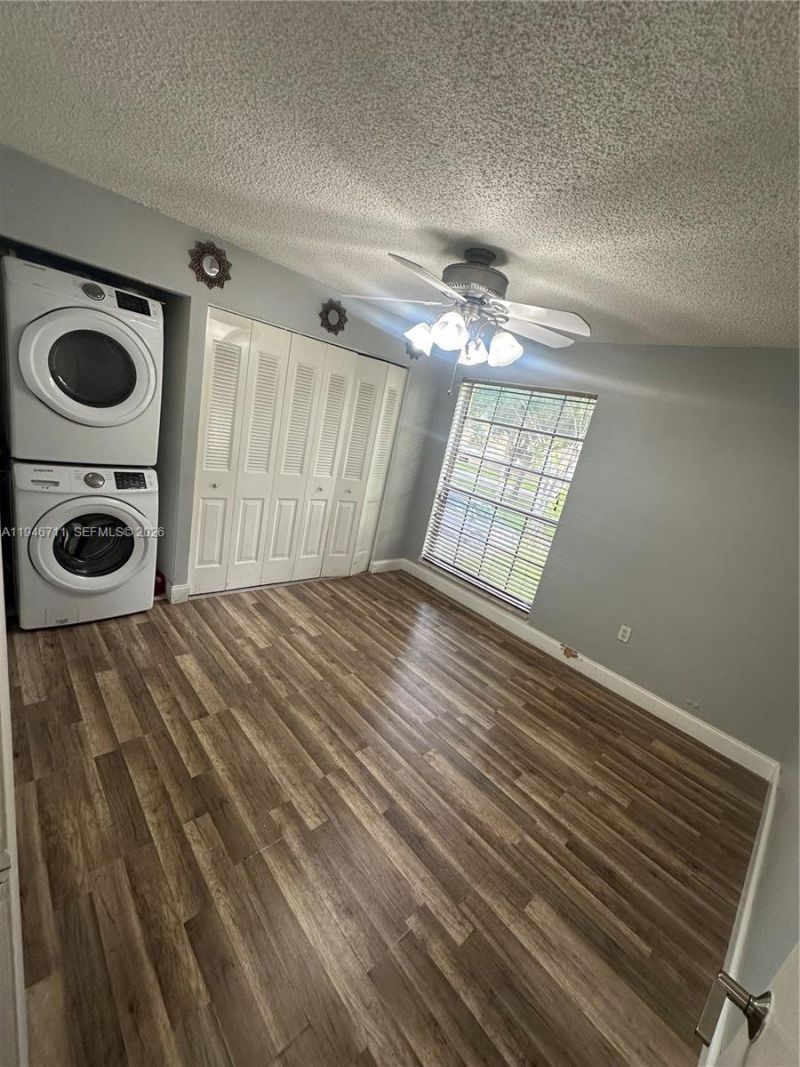 7200 Fairway Dr. , Unit H10, Miami Lakes, FL 33014 Photo