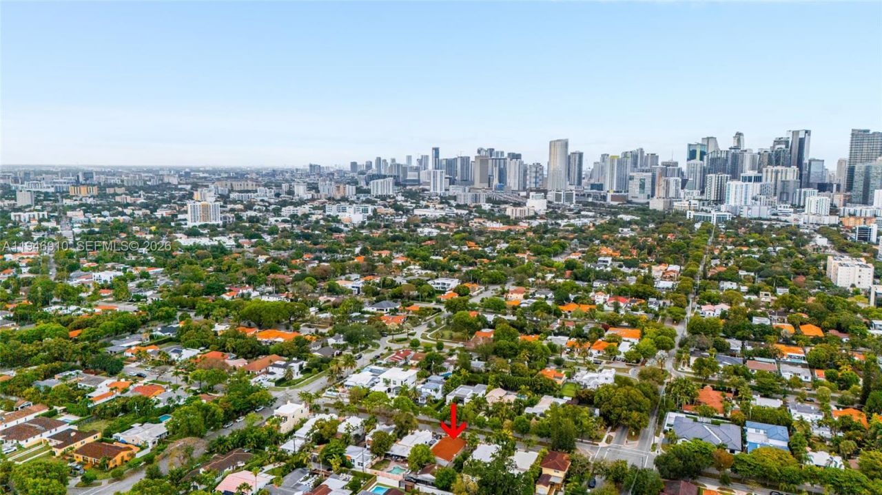 426 SW 26th Rd, Miami, FL 33129 Photo