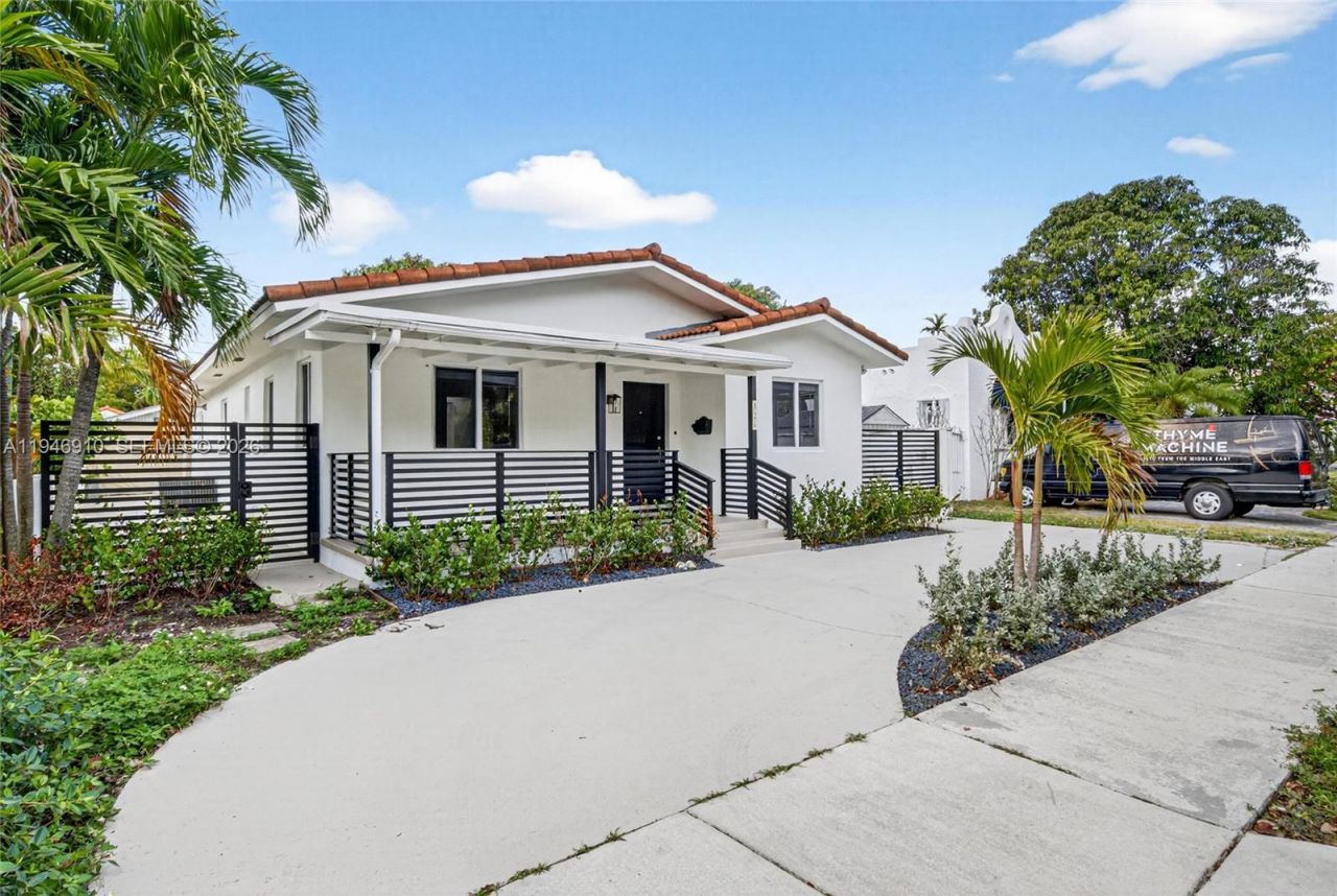 426 SW 26th Rd, Miami, FL 33129 Photo
