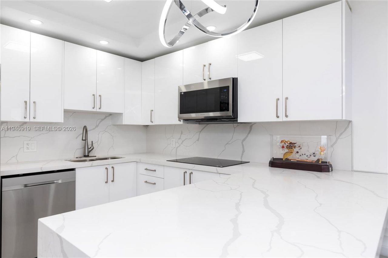 2201 S Ocean Dr , Unit 902, Hollywood, FL 33019 Photo