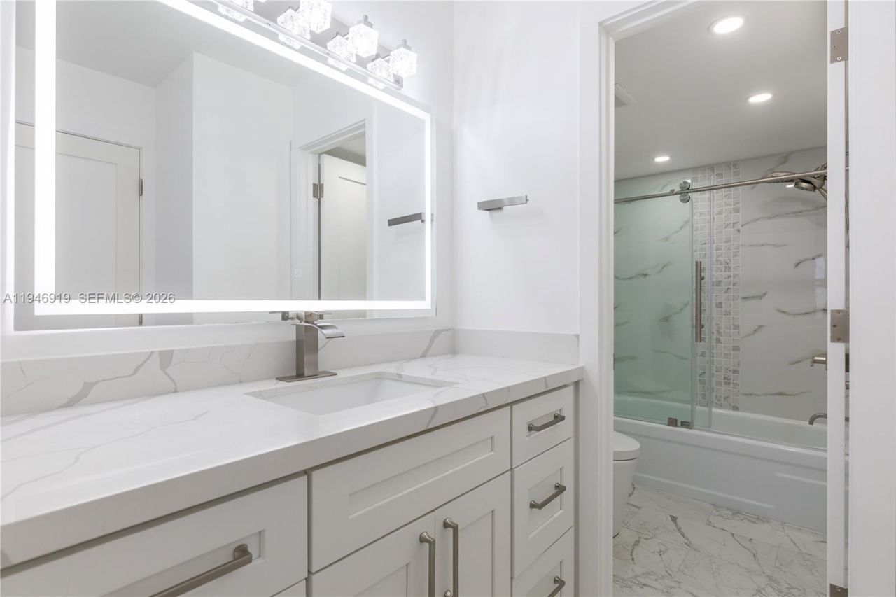 2201 S Ocean Dr , Unit 902, Hollywood, FL 33019 Photo