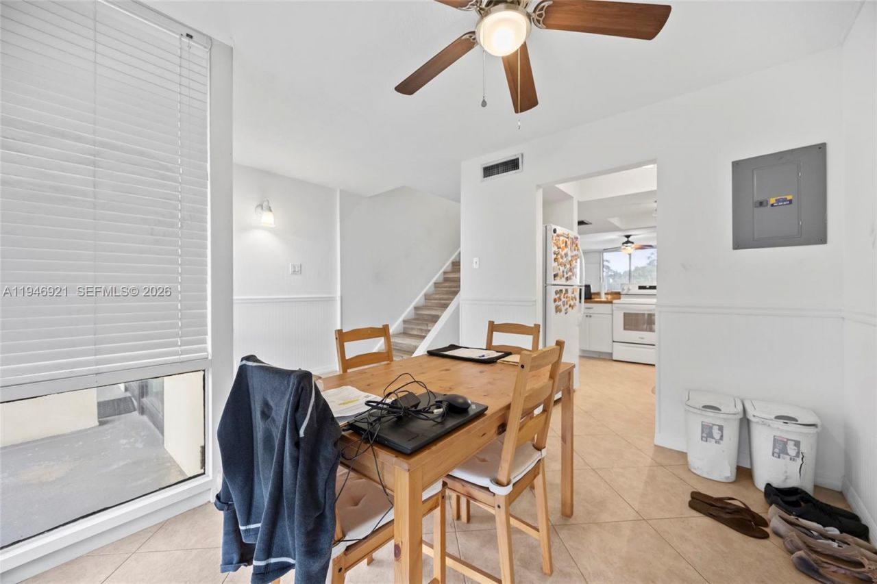 1401 S Federal Hwy, Unit 213, Boca Raton, FL 33432 Photo