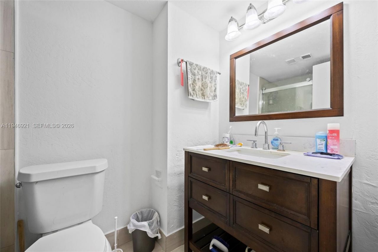 1401 S Federal Hwy, Unit 213, Boca Raton, FL 33432 Photo