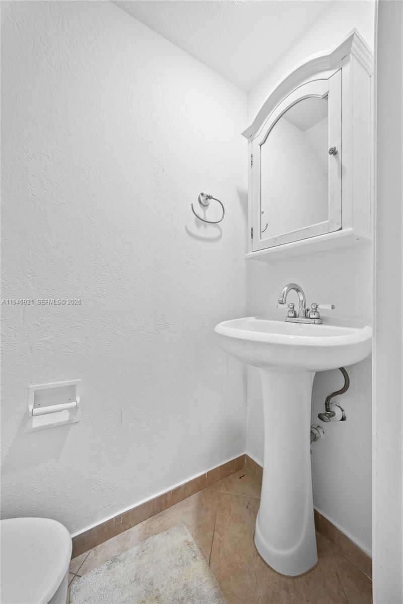 1401 S Federal Hwy, Unit 213, Boca Raton, FL 33432 Photo