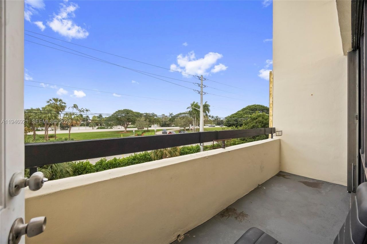 1401 S Federal Hwy, Unit 213, Boca Raton, FL 33432 Photo