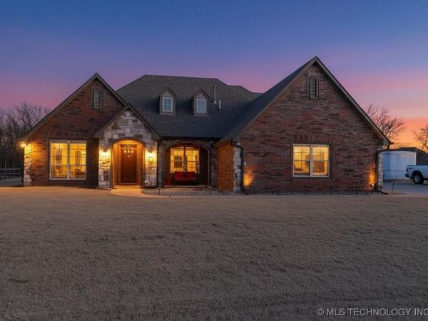 8221 N 154th East Avenue, Owasso, OK 74055