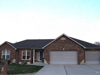 12 Gemstone Drive Millstadt, IL 62260