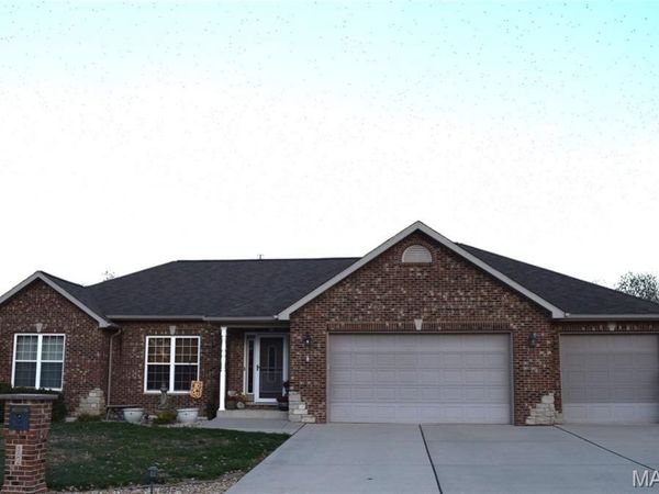 12 Gemstone Drive, Millstadt, IL 62260