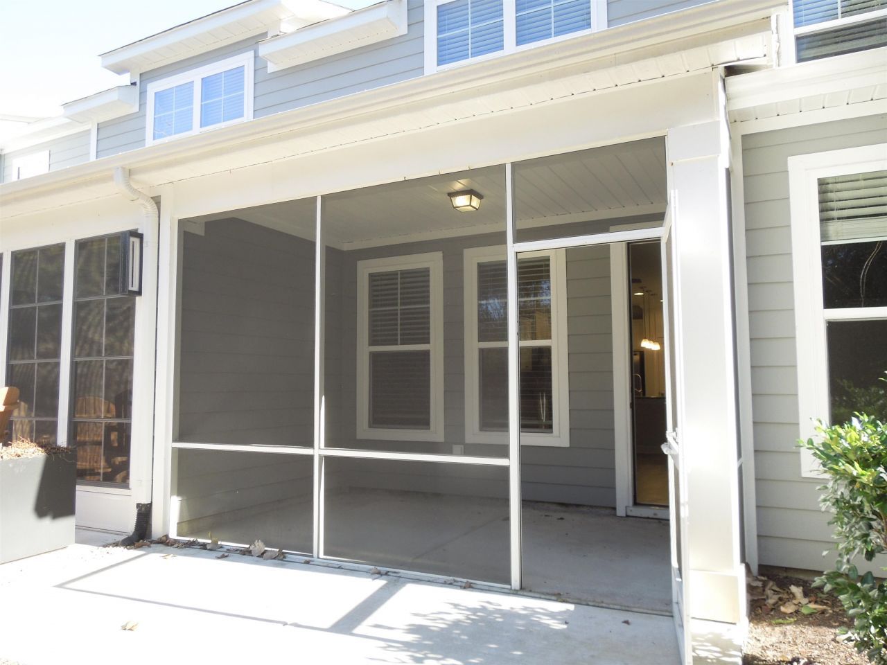 2409 Thoroughfare Dr. Photo 20