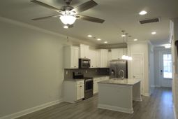 2409 Thoroughfare Dr. photo 4