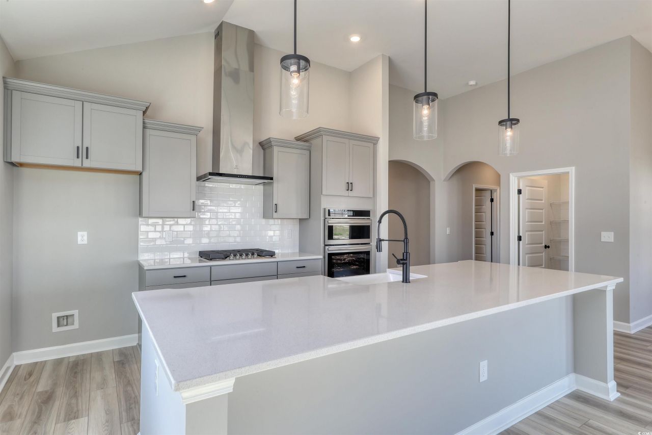 6096 Zoe Way Photo 7