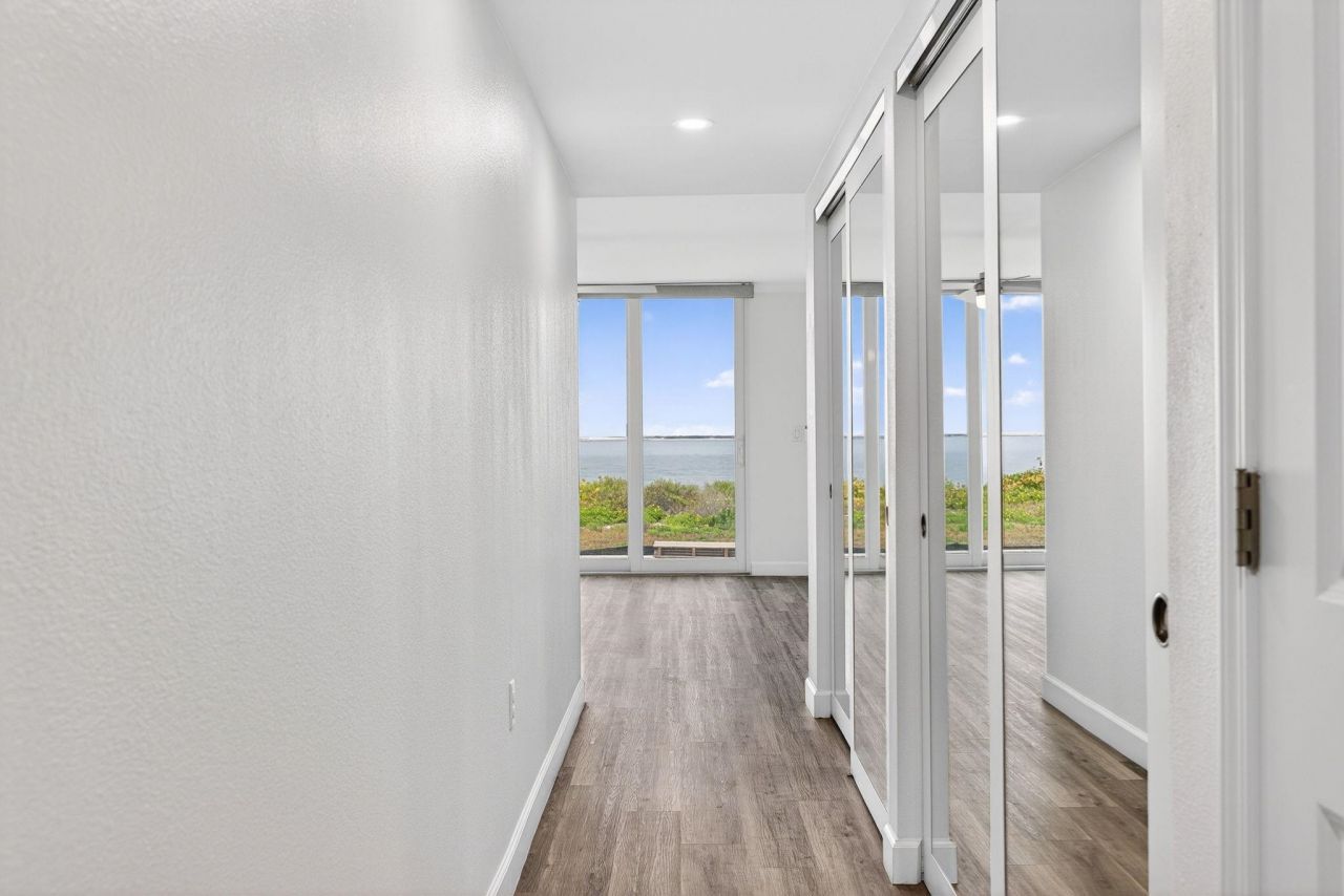 200 Periwinkle Way, Unit 124, Sanibel, FL 33957 Photo