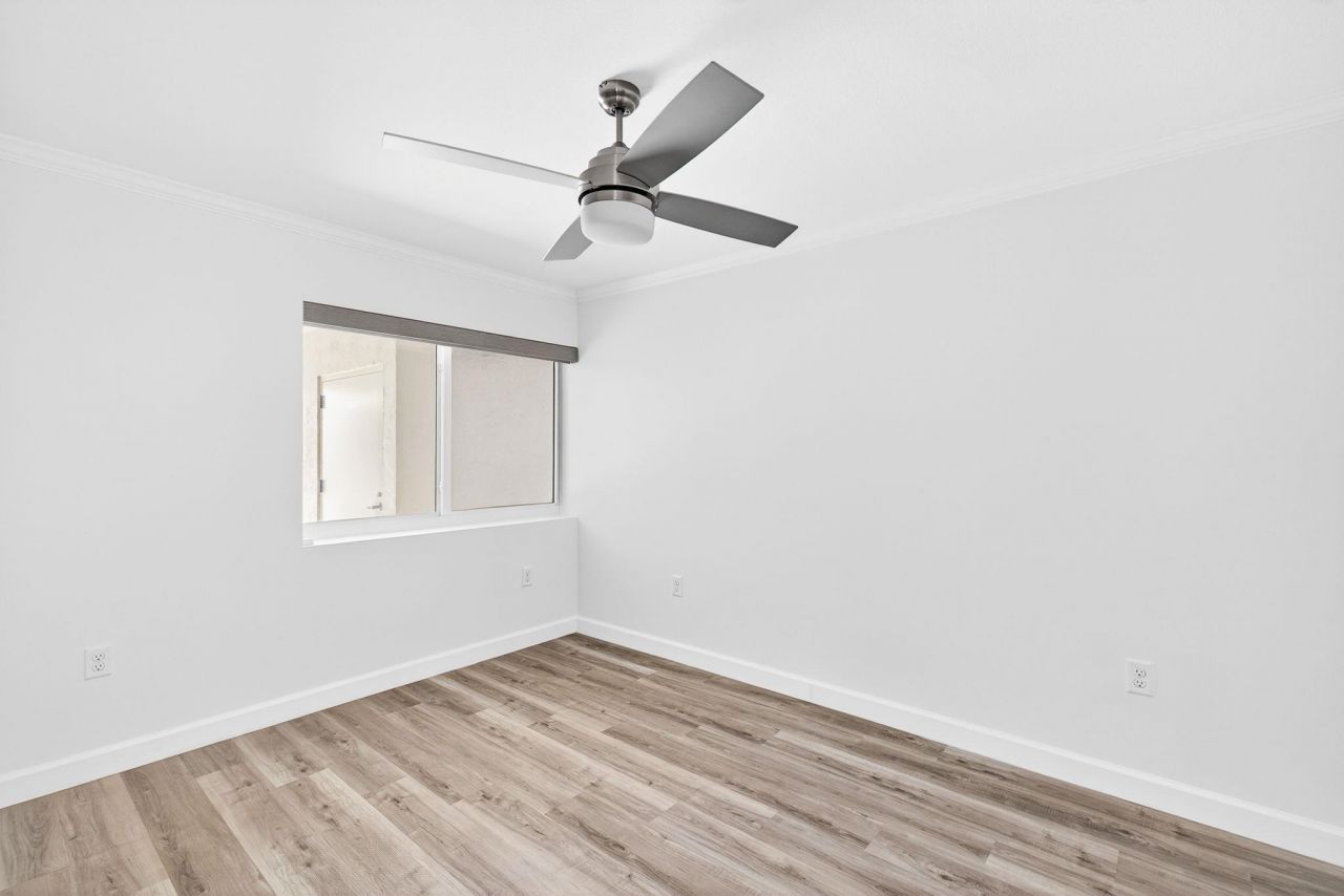 200 Periwinkle Way, Unit 124, Sanibel, FL 33957 Photo