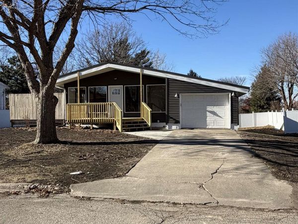 904 MILL Street, Traer, IA 50675