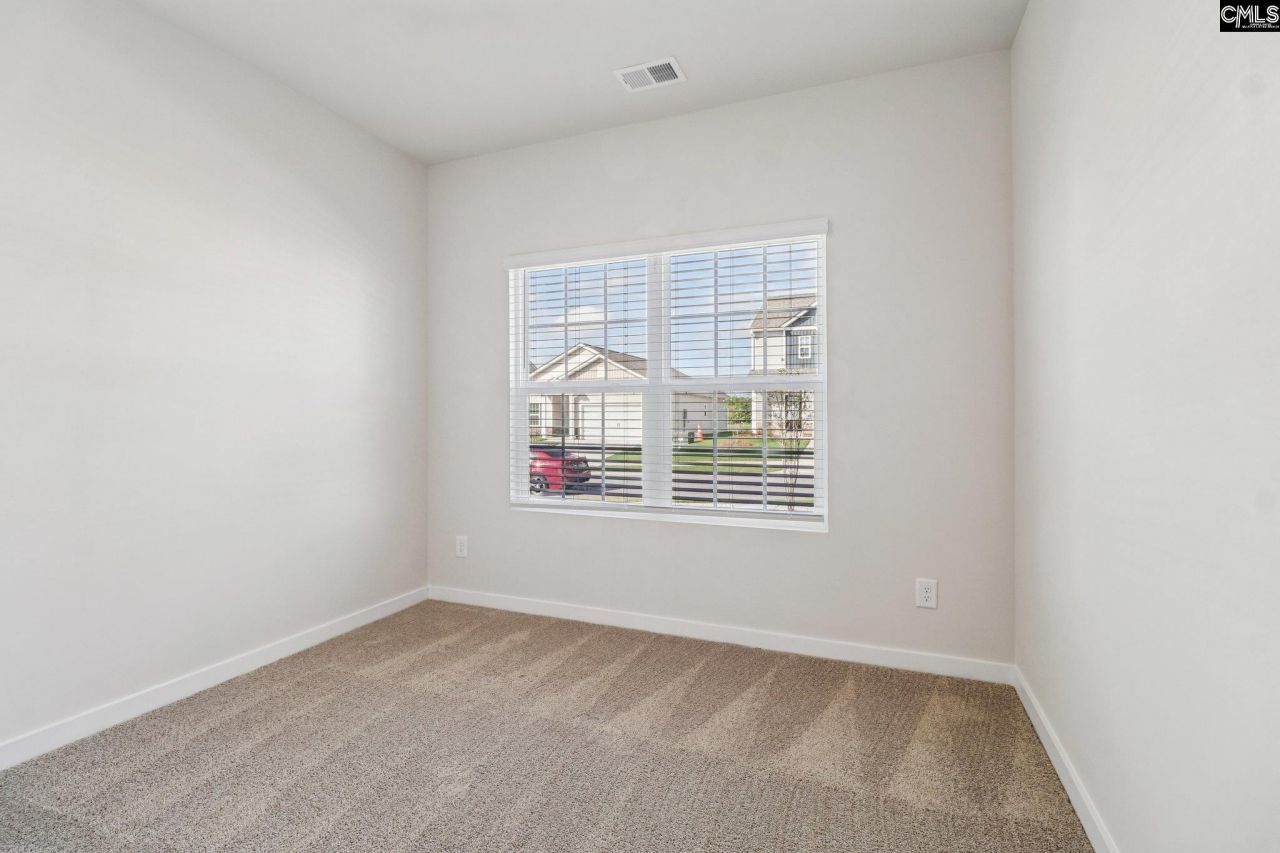 106 Sundew Road Photo 7