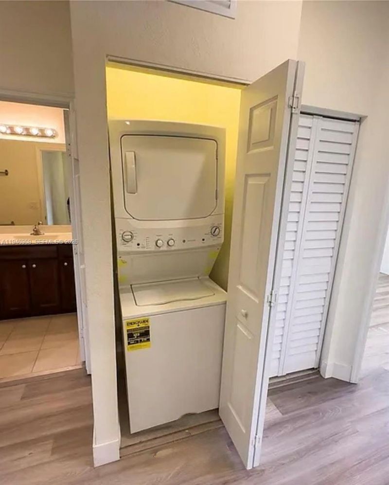 3349 W 105th Ter, Unit 3349, Hialeah, FL 33018 Photo