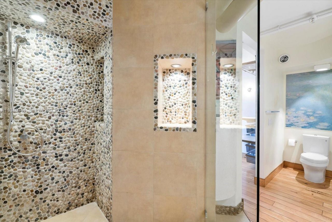 21205 NE 37th Ave, Unit 2204, Aventura, FL 33180 Photo