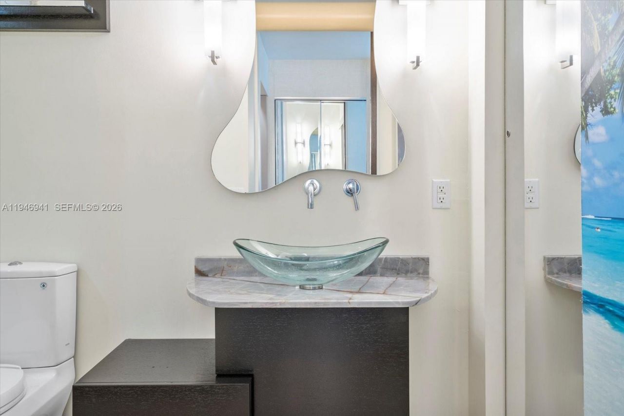 21205 NE 37th Ave, Unit 2204, Aventura, FL 33180 Photo