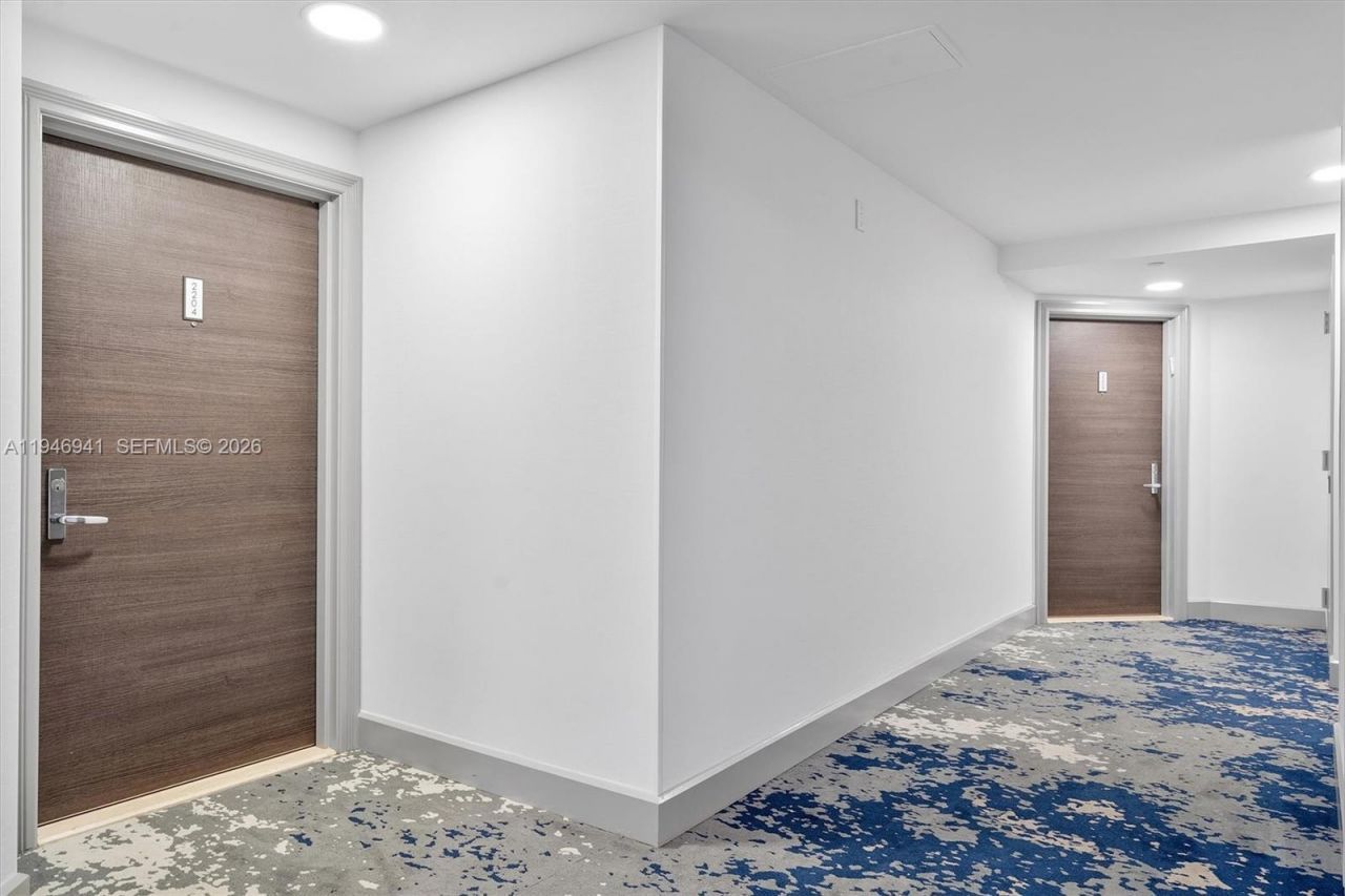 21205 NE 37th Ave, Unit 2204, Aventura, FL 33180 Photo