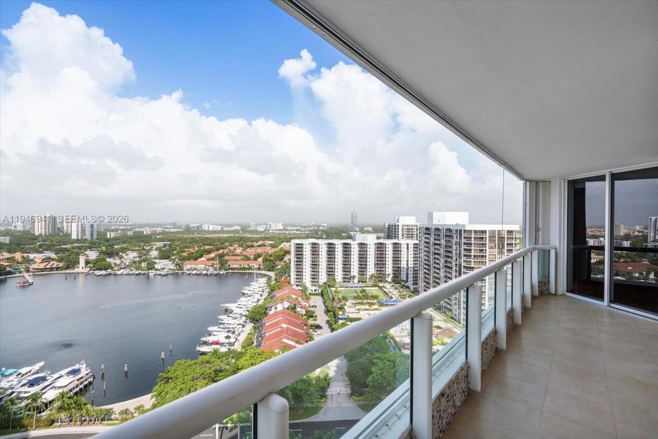 21205 NE 37th Ave, Unit 2204, Aventura, FL 33180 Photo