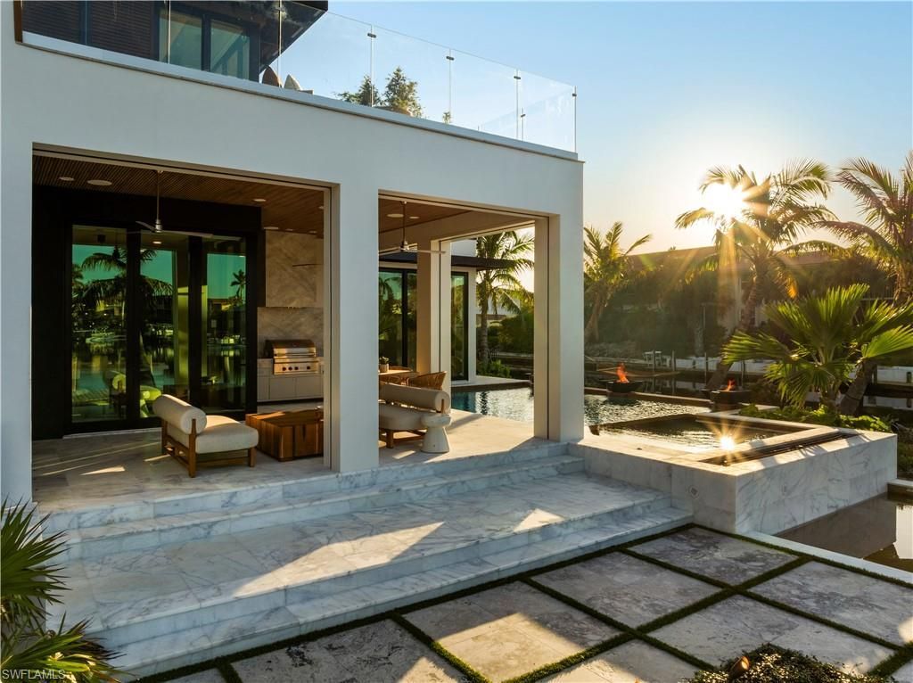 1100 Sandpiper St, Naples, FL 34102 Photo