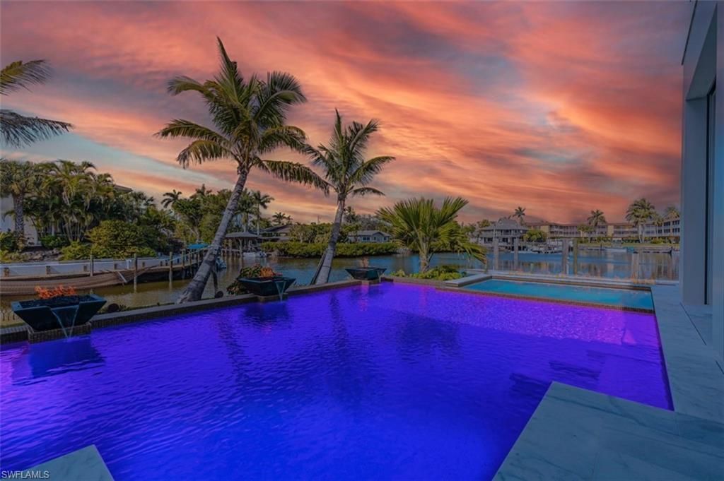 1100 Sandpiper St, Naples, FL 34102 Photo