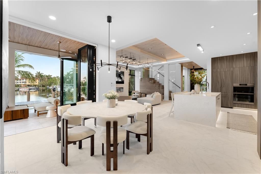 1100 Sandpiper St, Naples, FL 34102 Photo