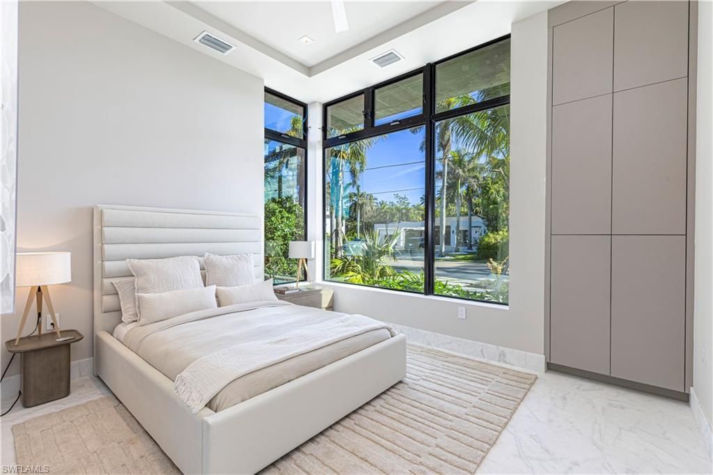 1100 Sandpiper St, Naples, FL 34102 Photo