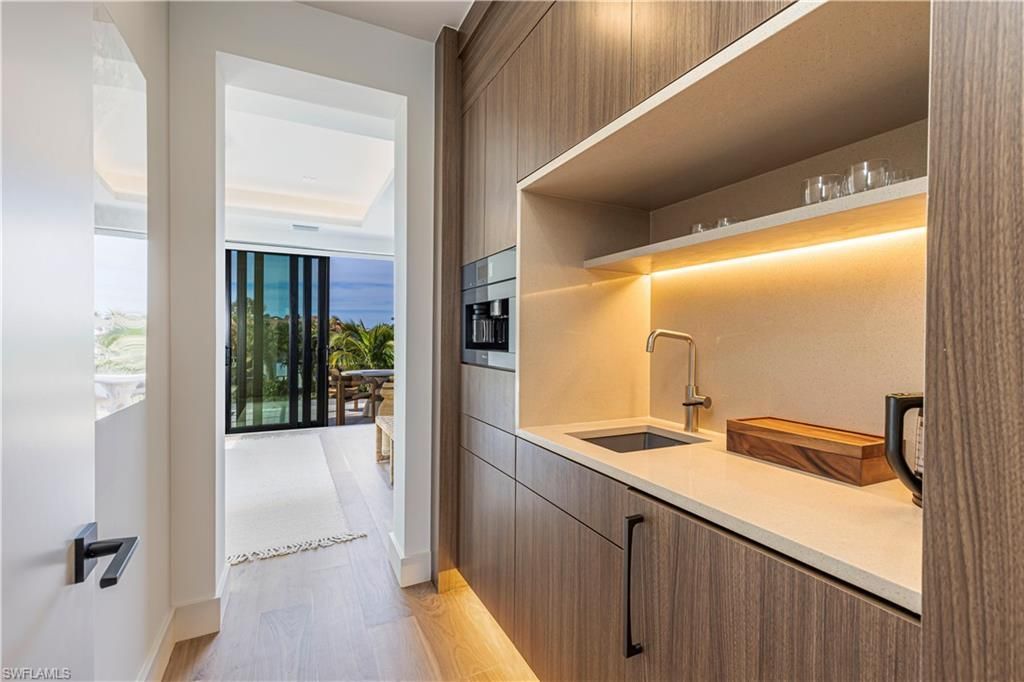 1100 Sandpiper St, Naples, FL 34102 Photo