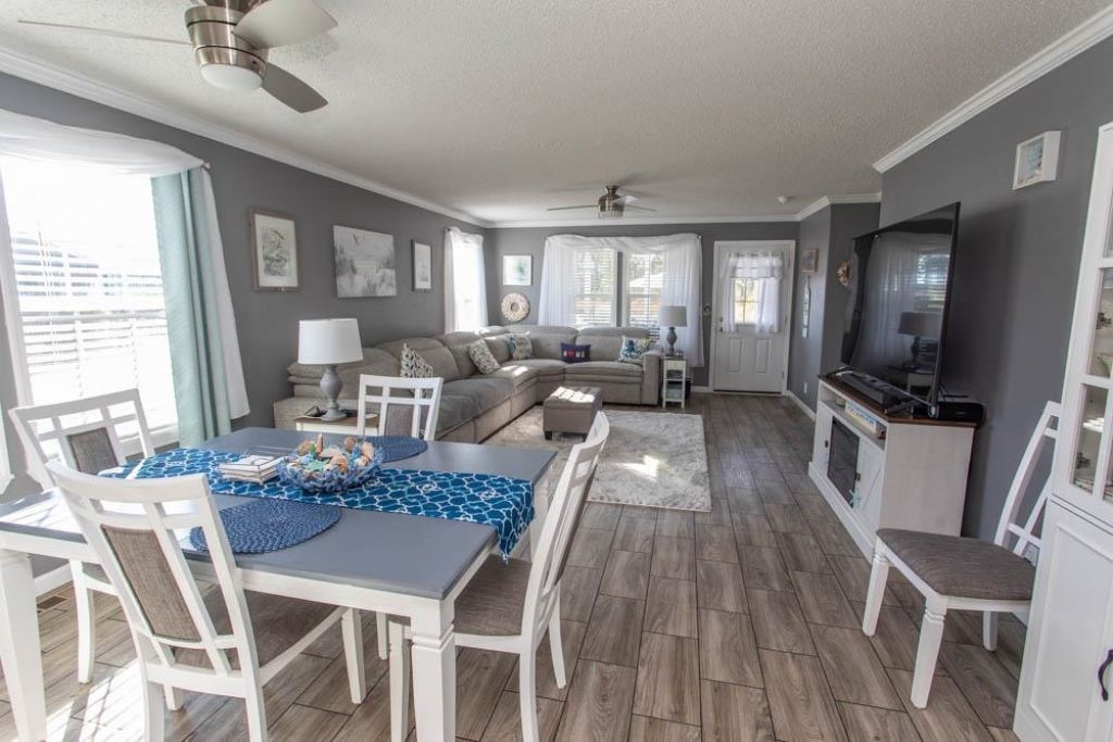 2069 Eastlynn Dr. Photo 11