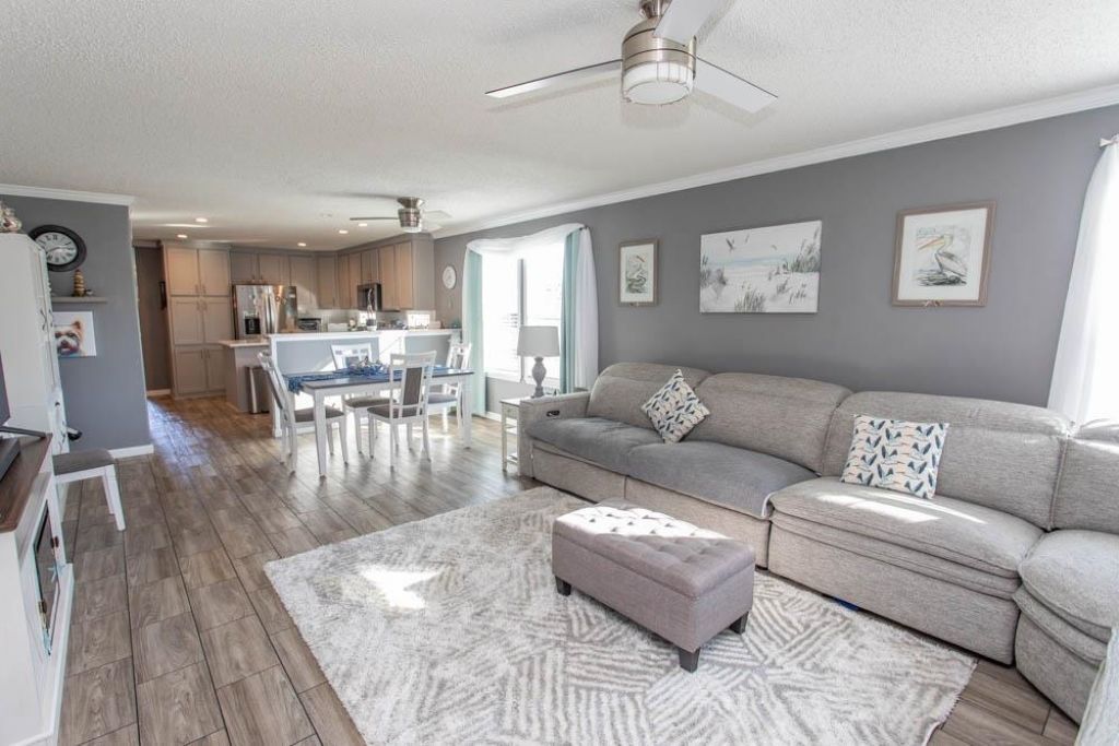 2069 Eastlynn Dr. Photo 14