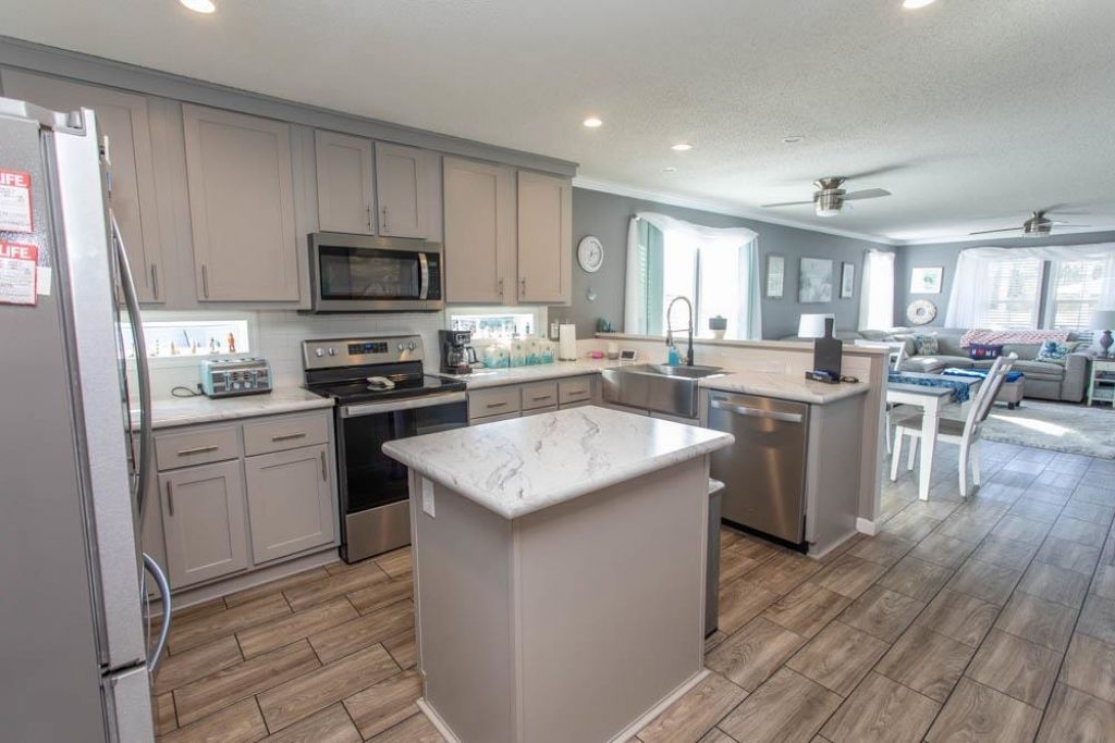 2069 Eastlynn Dr. Photo 7