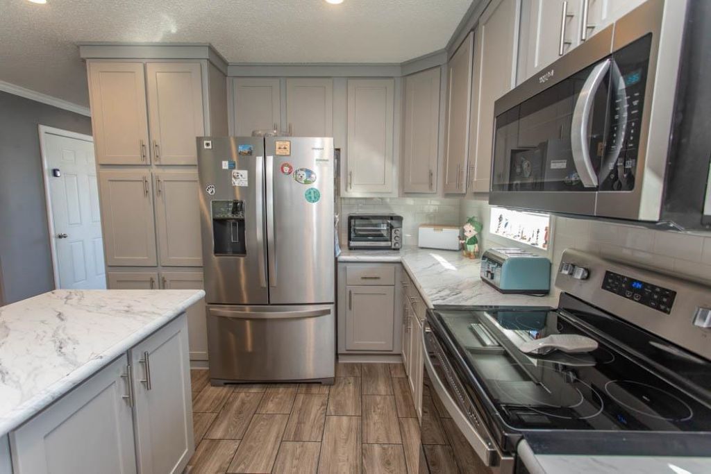 2069 Eastlynn Dr. Photo 9