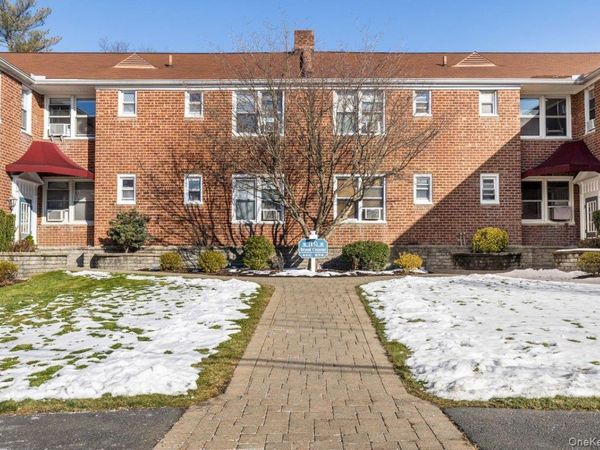 15 Bryant Crescent, Unit 1K, White Plains, NY 10605