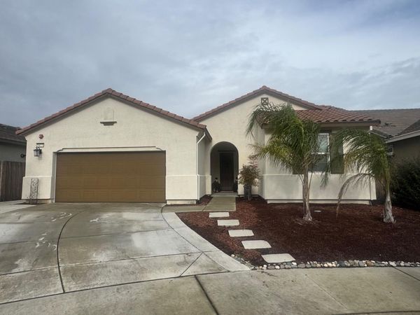 9475 Pasaje Pl, Elk Grove, CA 95624