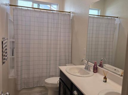 9475 Pasaje Pl, Elk Grove, CA 95624 Photo