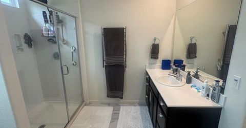 9475 Pasaje Pl, Elk Grove, CA 95624 Photo