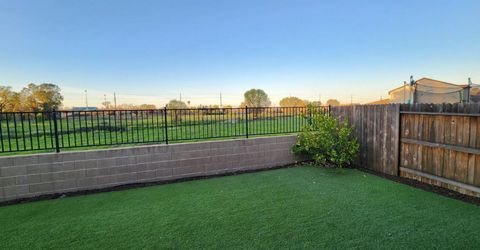 9475 Pasaje Pl, Elk Grove, CA 95624 Photo