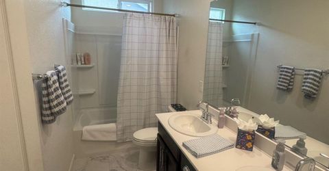 9475 Pasaje Pl, Elk Grove, CA 95624 Photo