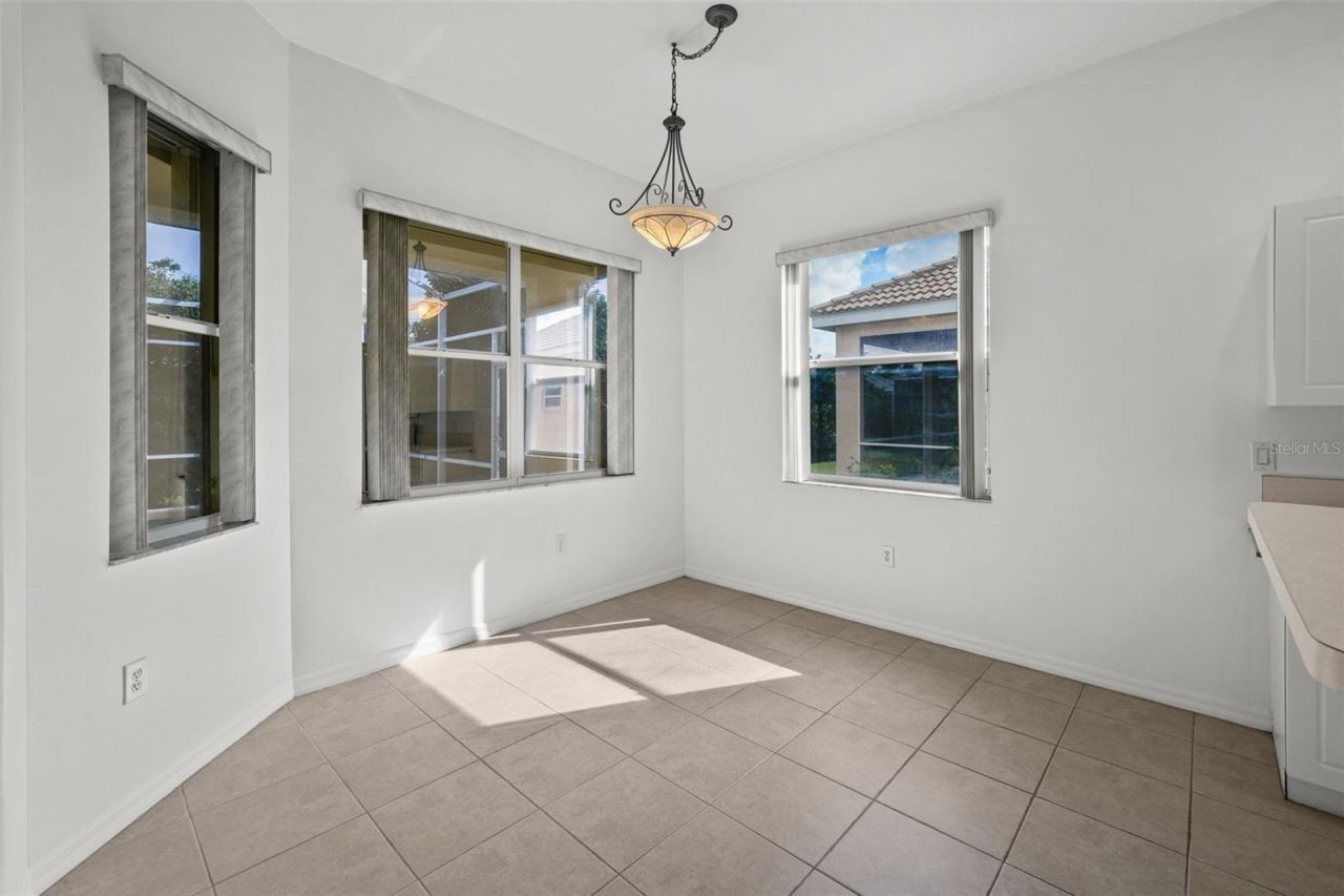 6011 Chaparral Avenue, Sarasota, FL 34243 Photo