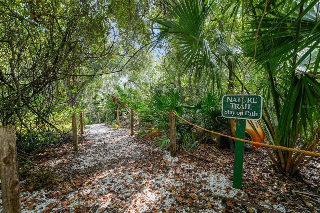 6011 Chaparral Avenue, Sarasota, FL 34243 Photo