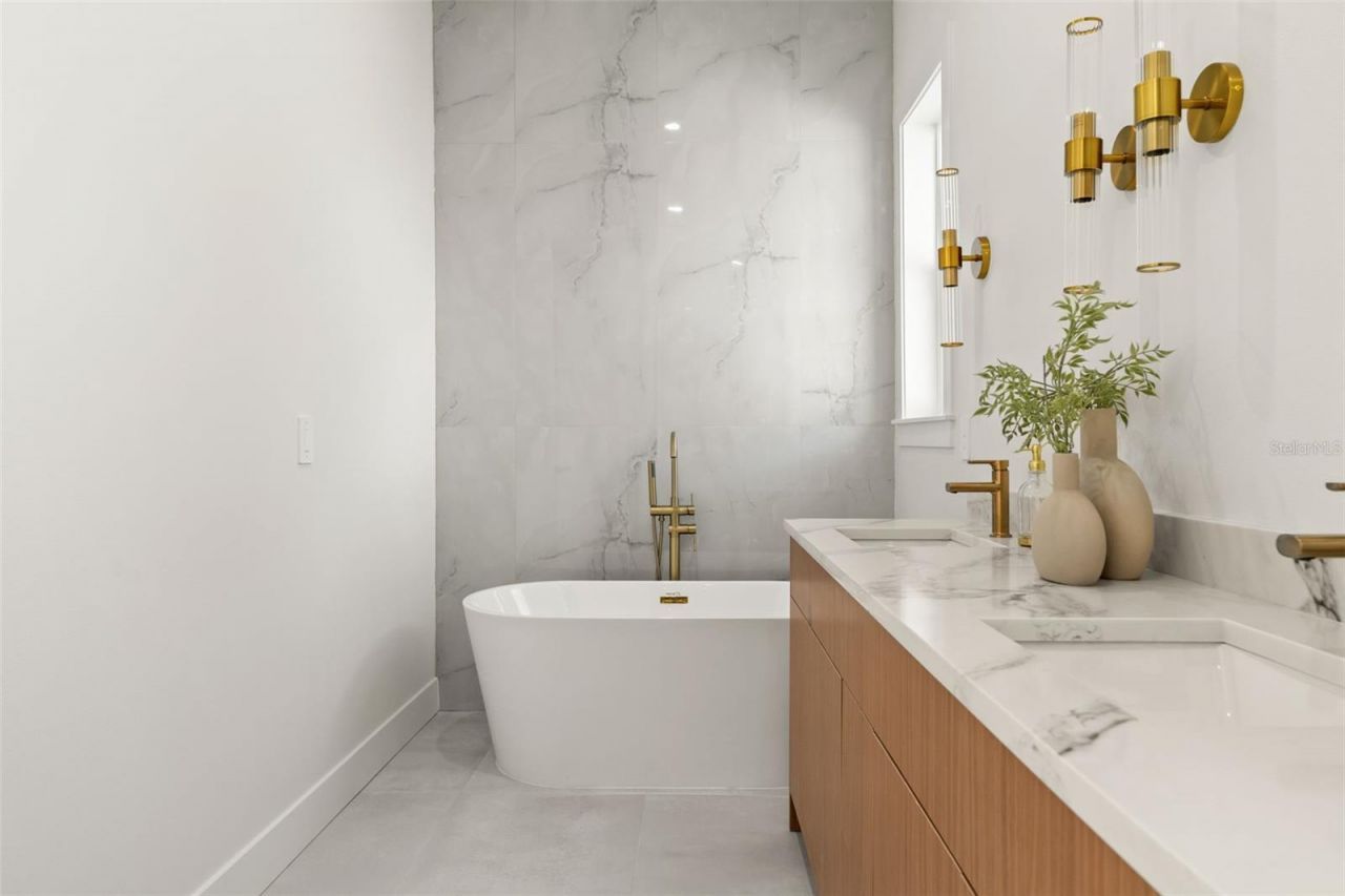 10164 Hodson Place, Seminole, FL 33776 Photo