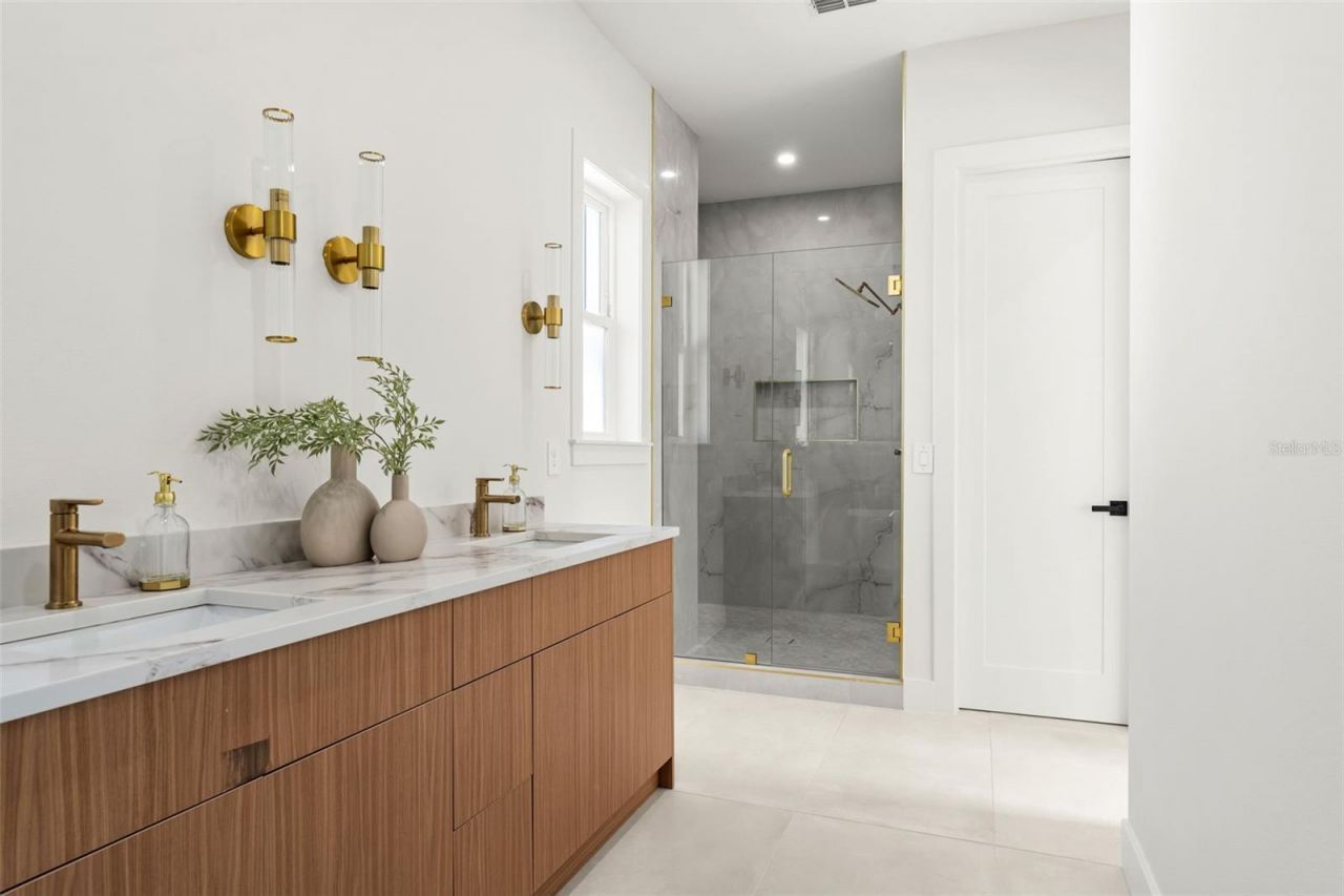 10164 Hodson Place, Seminole, FL 33776 Photo