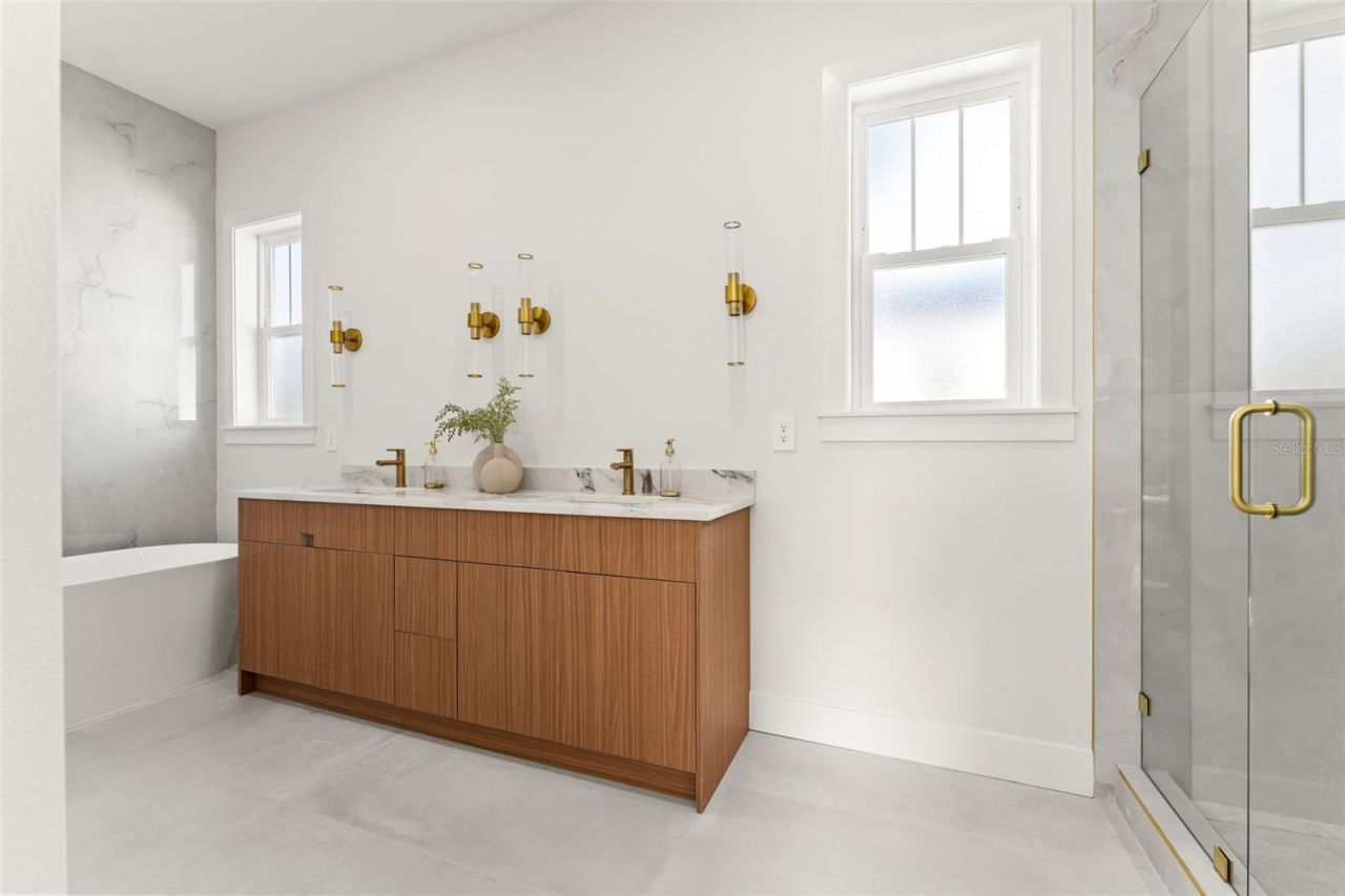 10164 Hodson Place, Seminole, FL 33776 Photo