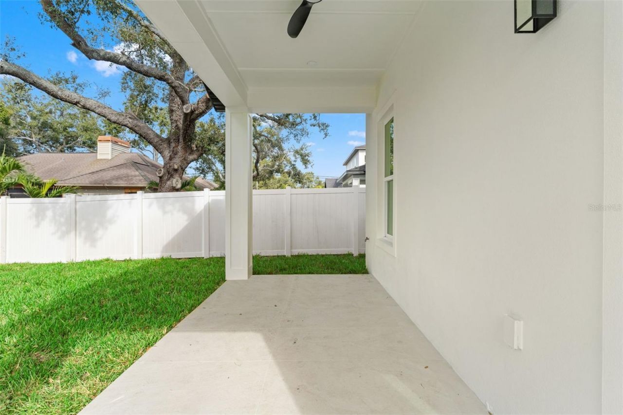 10164 Hodson Place, Seminole, FL 33776 Photo