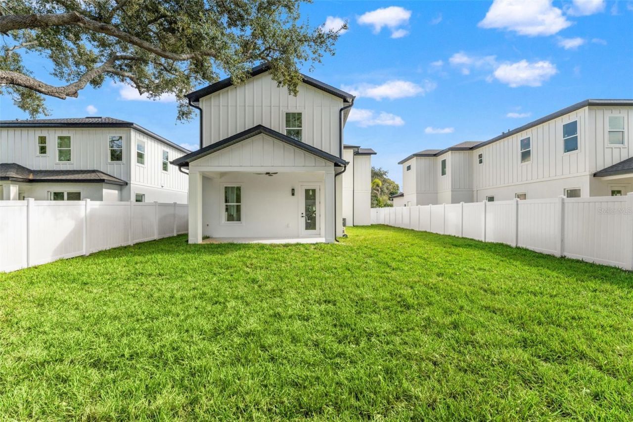 10164 Hodson Place, Seminole, FL 33776 Photo