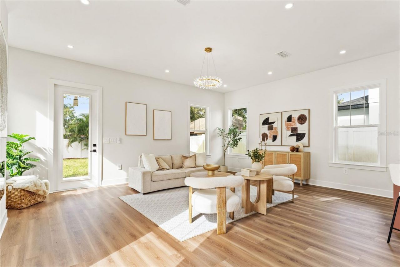10164 Hodson Place, Seminole, FL 33776 Photo