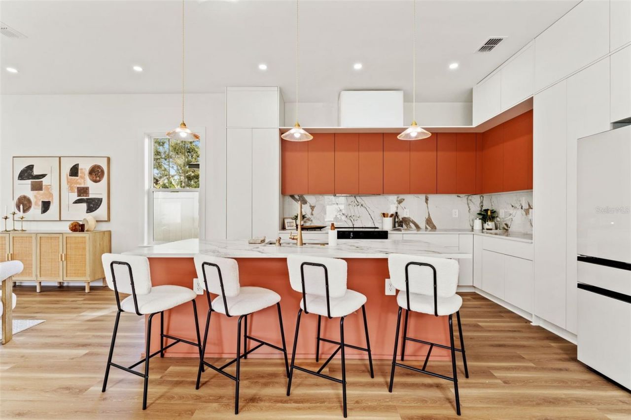 10164 Hodson Place, Seminole, FL 33776 Photo