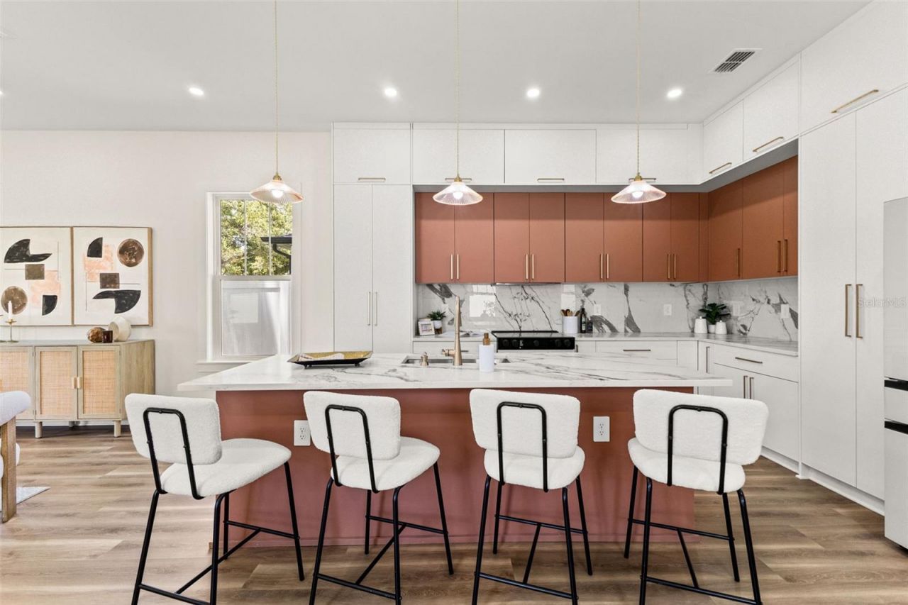 10164 Hodson Place, Seminole, FL 33776 Photo