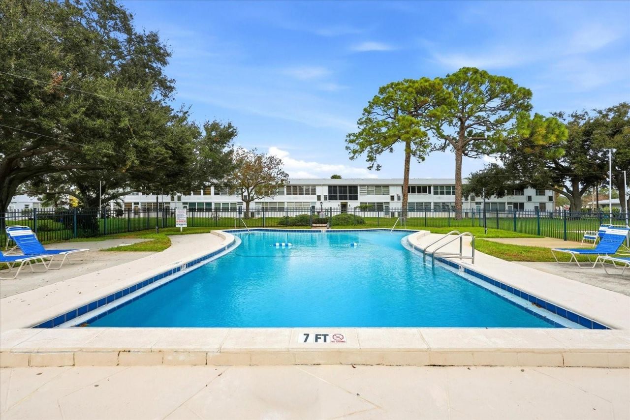 1001 77th Avenue N, Unit 307, Saint Petersburg, FL 33702 Photo